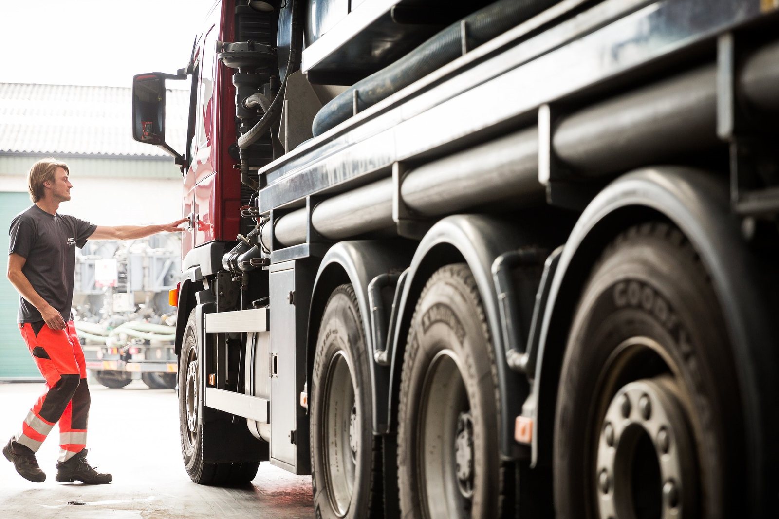 Wielen en opbouw van een ruimwagen